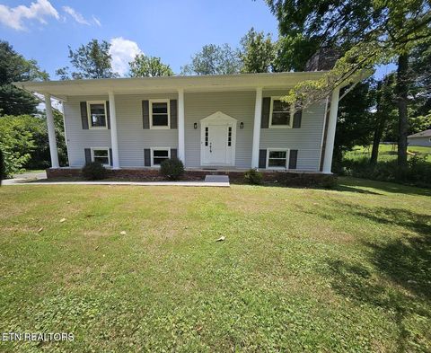 Photo of 107 Nebraska Ave, Oak Ridge, TN 37830 (MLS # 1322951)