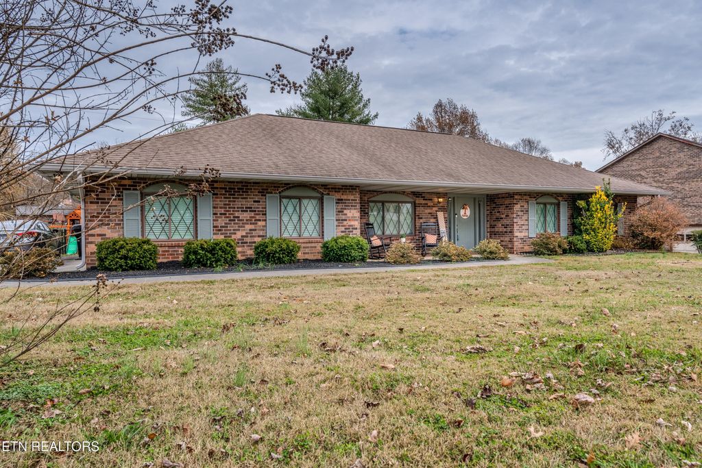 Photo of 3020 Shropshire Blvd, Powell, TN 37849 (MLS # 1322113)