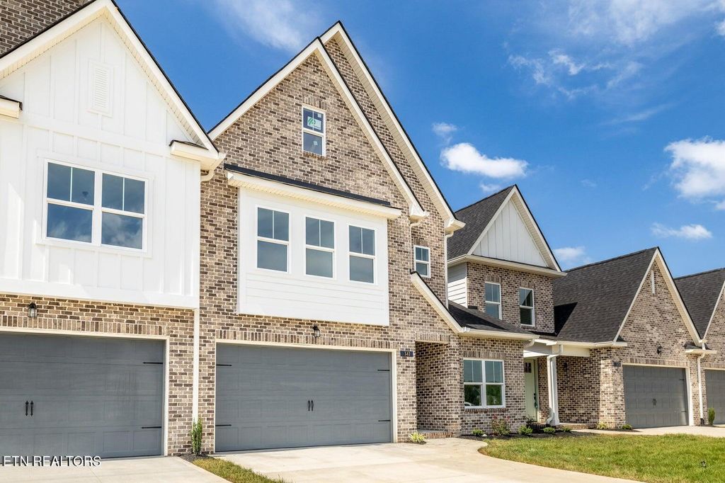 Photo of 141 River Park Lane, Sweetwater, TN 37874 (MLS # 1320214)