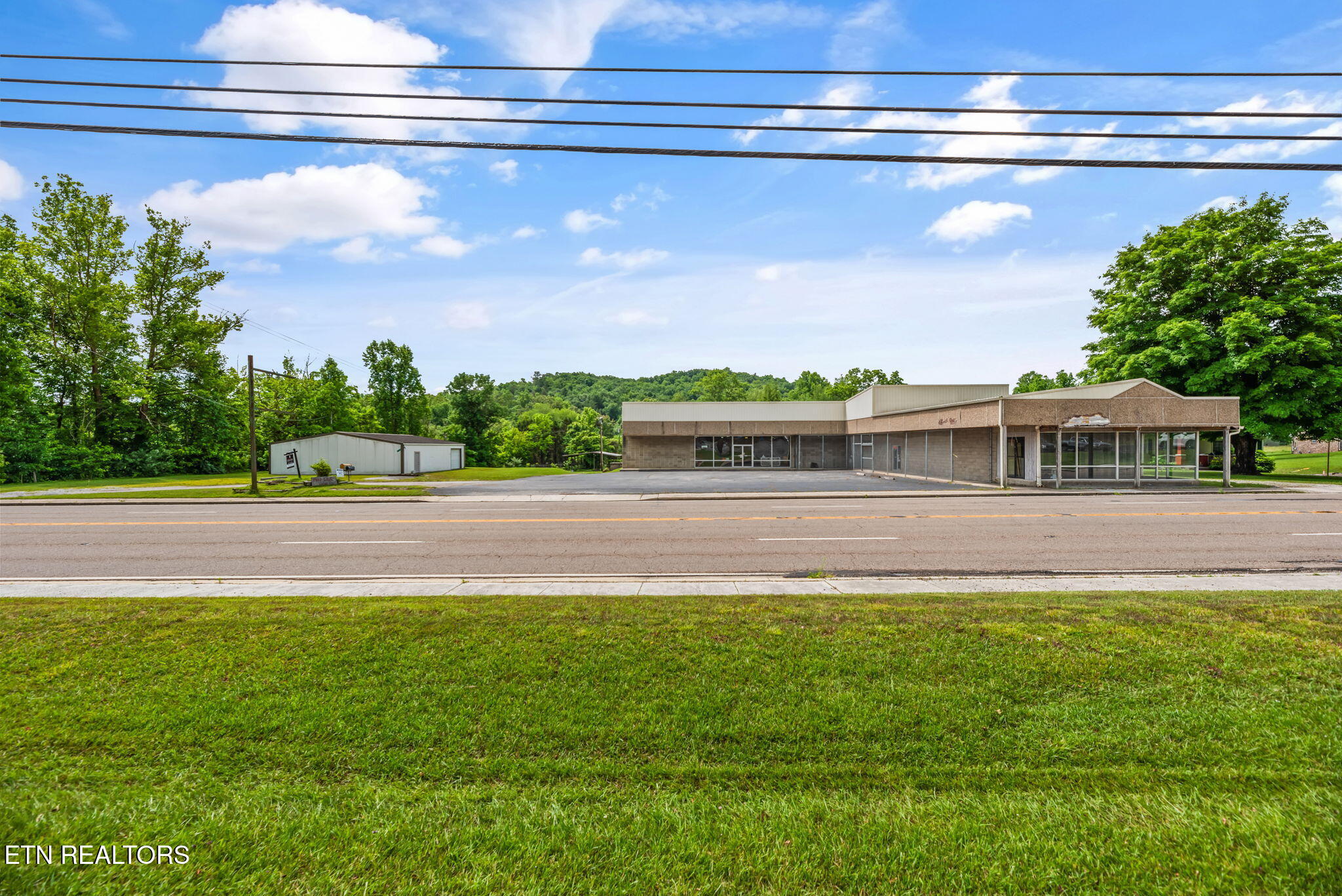 3136 Baker Hwy