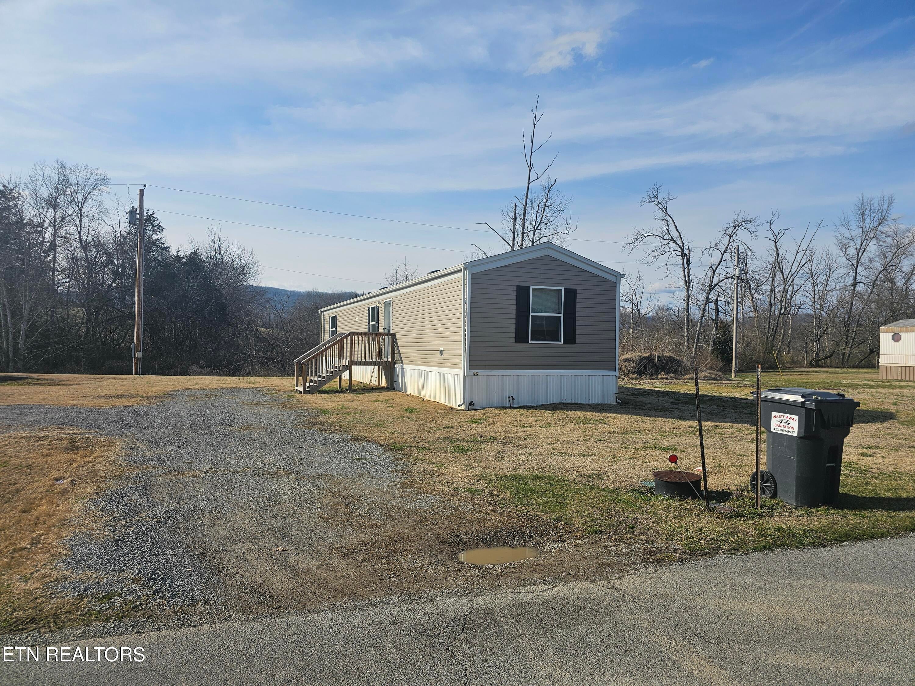 204 Old Jacksboro Pike