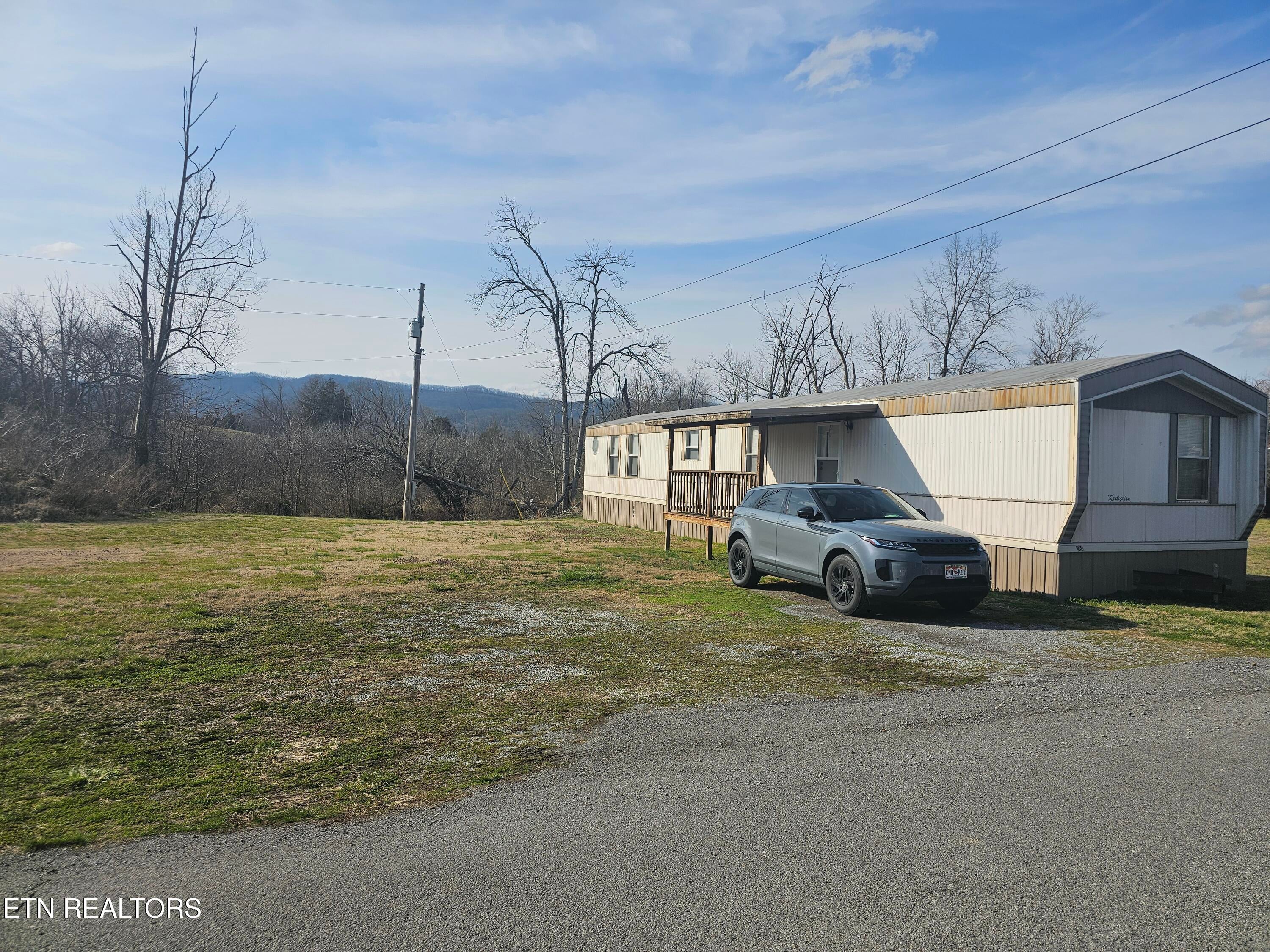 204 Old Jacksboro Pike