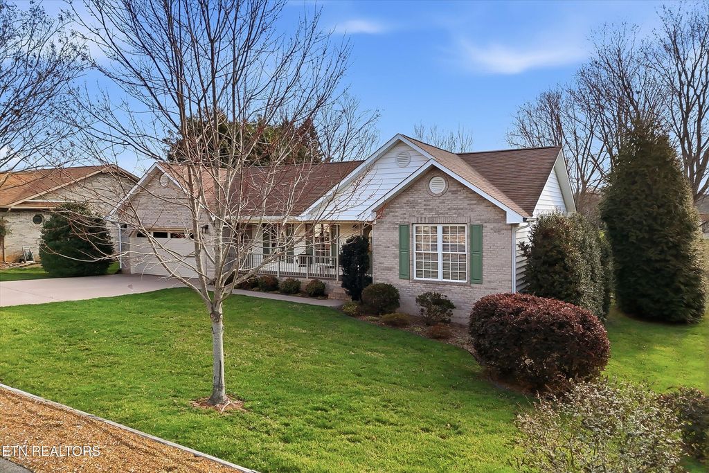 Photo of 207 Saligugi Circle, Loudon, TN 37774 (MLS # 1332824)