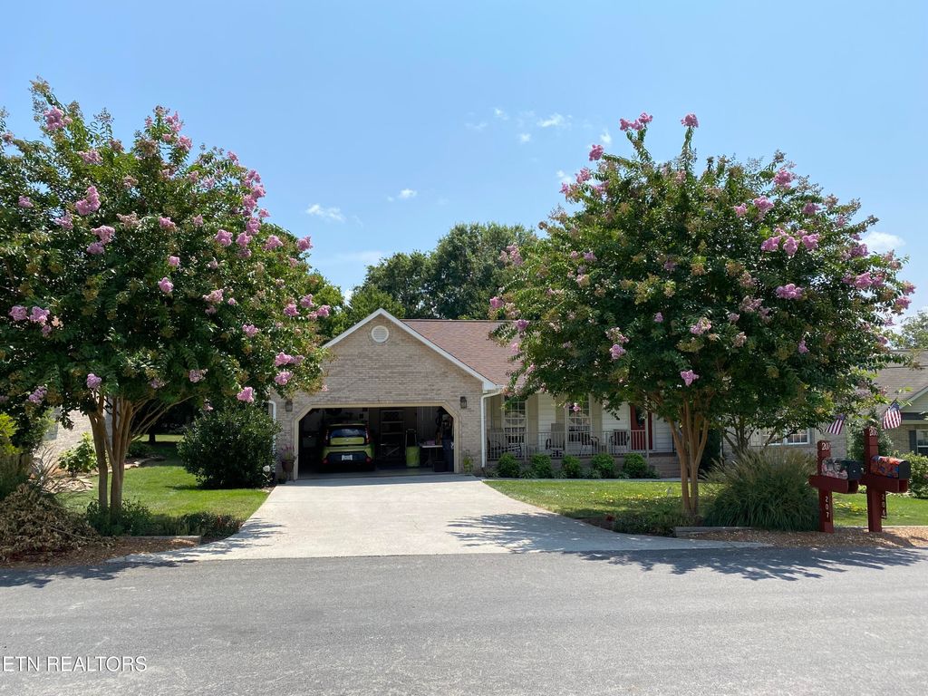 Photo of 207 Saligugi Circle, Loudon, TN 37774 (MLS # 1332824)