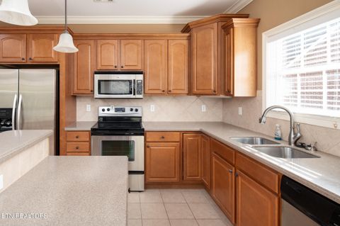 Tiny photo for 121 Meridian Way, Clinton, TN 37716 (MLS # 1322949)