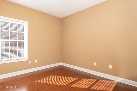 Tiny photo for 121 Meridian Way, Clinton, TN 37716 (MLS # 1322949)