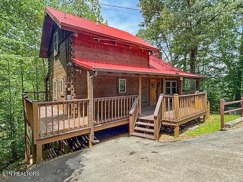 1925 Beach Front Drive Sevierville TN 37876