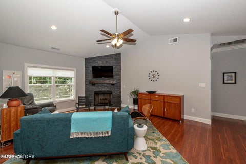 Tiny photo for 103 Kawga Way, Loudon, TN 37774 (MLS # 1359602)
