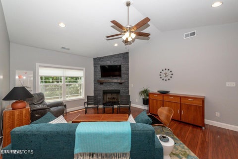Tiny photo for 103 Kawga Way, Loudon, TN 37774 (MLS # 1359602)