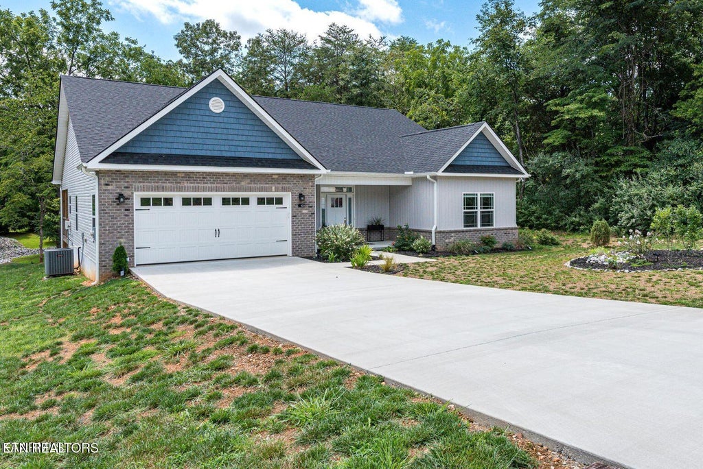Photo of 103 Kawga Way, Loudon, TN 37774 (MLS # 1359602)