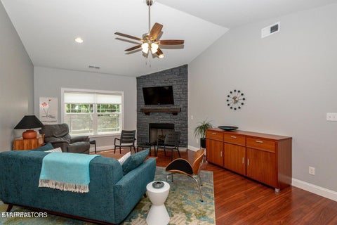 Tiny photo for 103 Kawga Way, Loudon, TN 37774 (MLS # 1359602)