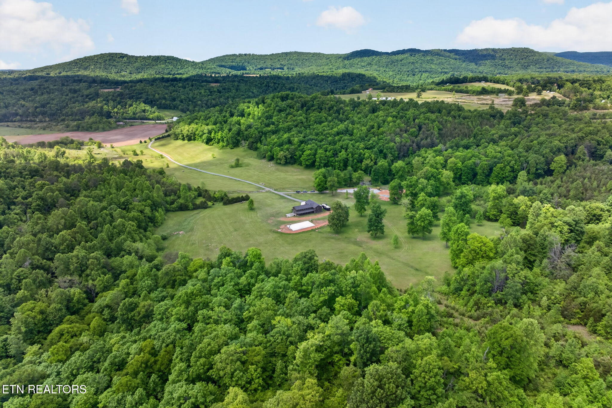 106 Pleasant Shade Lane