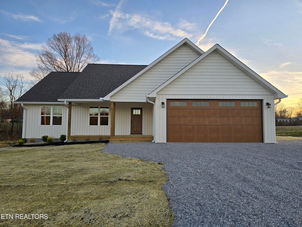 Photo of 214 Hemlock Springs Drive, Helenwood, TN 37755 (MLS # 1324697)