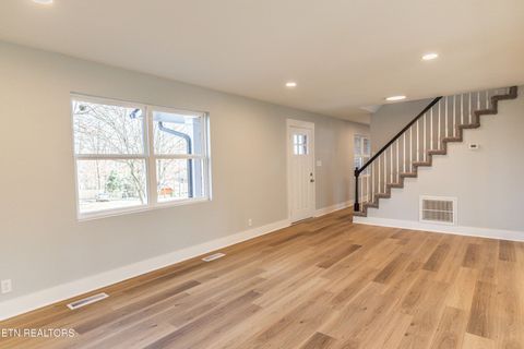 Tiny photo for 1909 Matthew Lane, Knoxville, TN 37923 (MLS # 1328119)