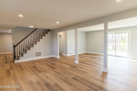 Tiny photo for 1909 Matthew Lane, Knoxville, TN 37923 (MLS # 1328119)