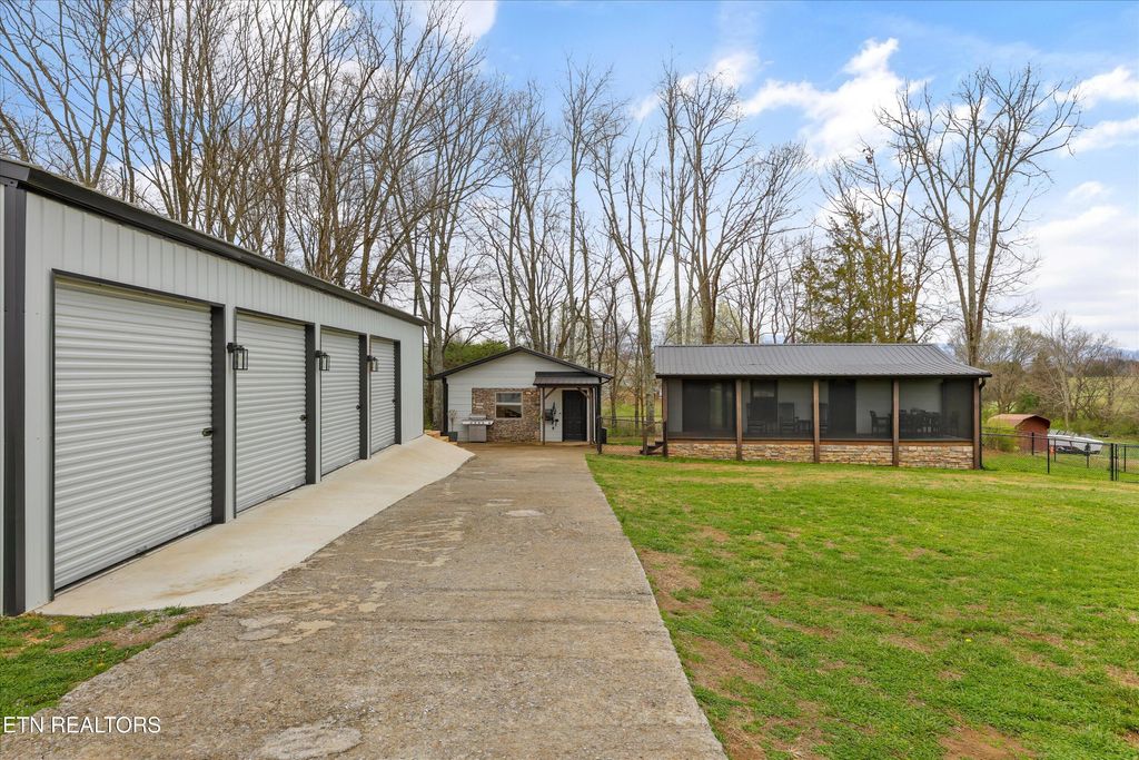 Photo of 1197 Johnson Rd, Seymour, TN 37865 (MLS # 1332210)