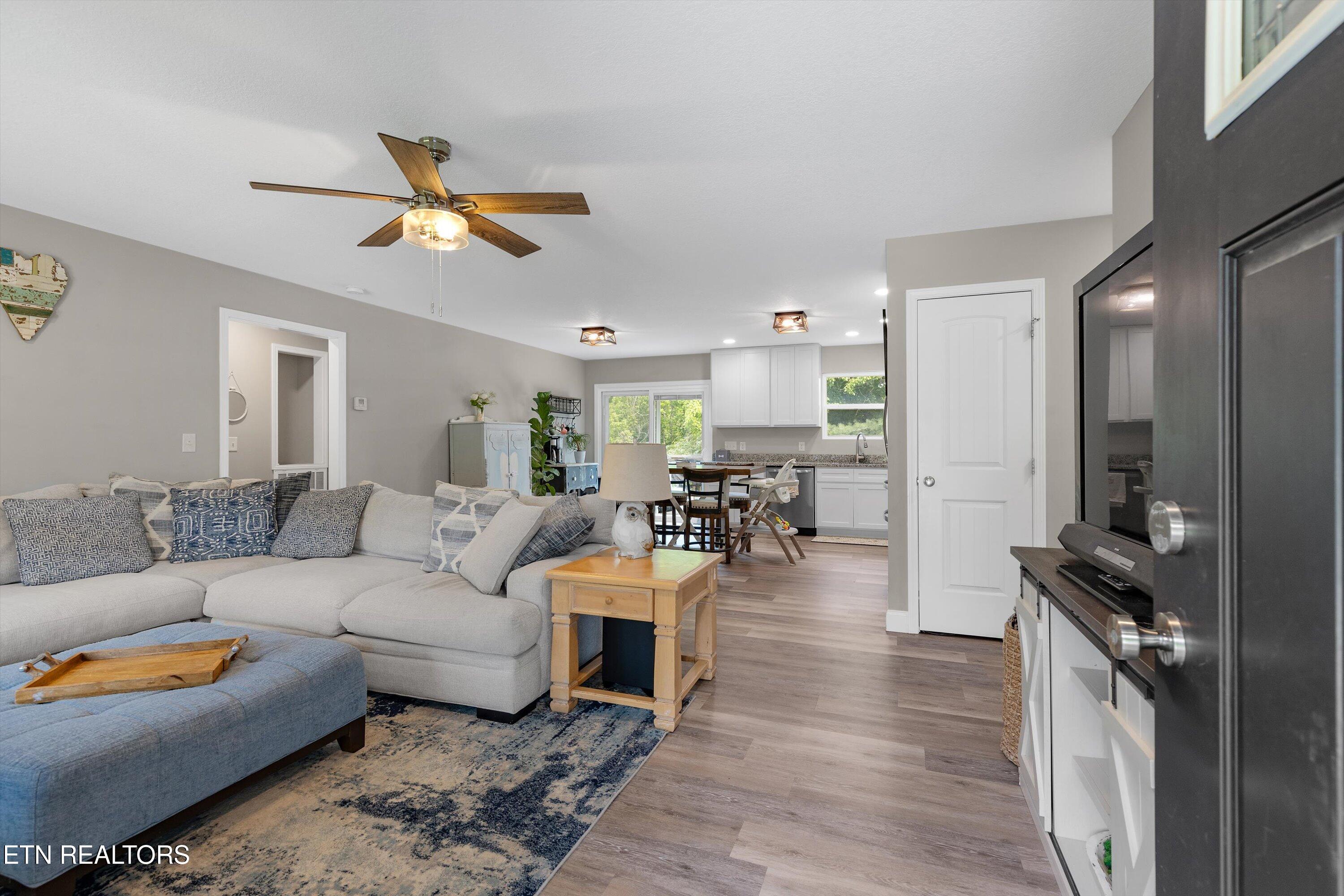 723 Ridgeview Drive