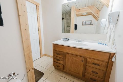 Tiny photo for 960 Stans Rd, Gatlinburg, TN 37738 (MLS # 1327725)