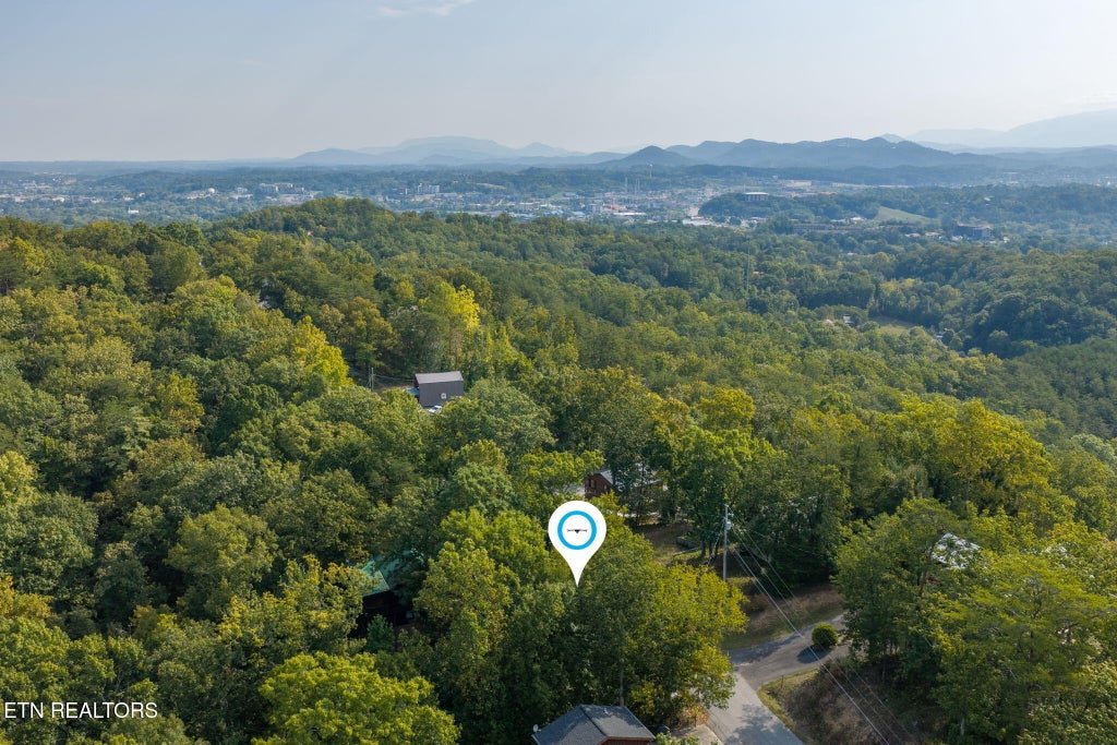 Photo of 2864 Pine Haven Drive, Sevierville, TN 37862 (MLS # 1356429)