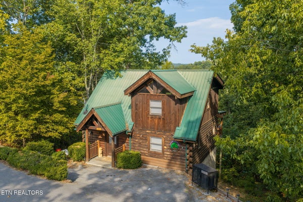 2864 PINE HAVEN DR, SEVIERVILLE, TN 37862 - Image a06e36d523fa29576e6b2bdcf47e3041/1681561999