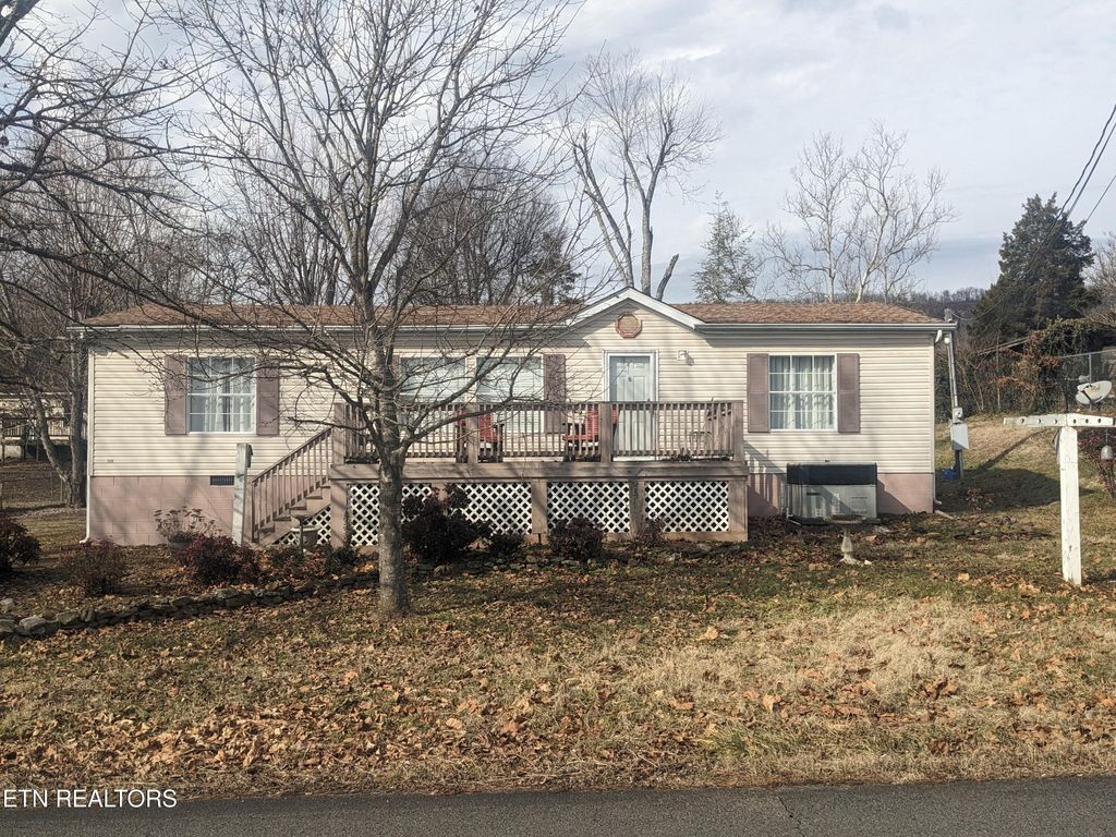 Photo of 805 N Front St, Rockwood, TN 37854 (MLS # 1288417)