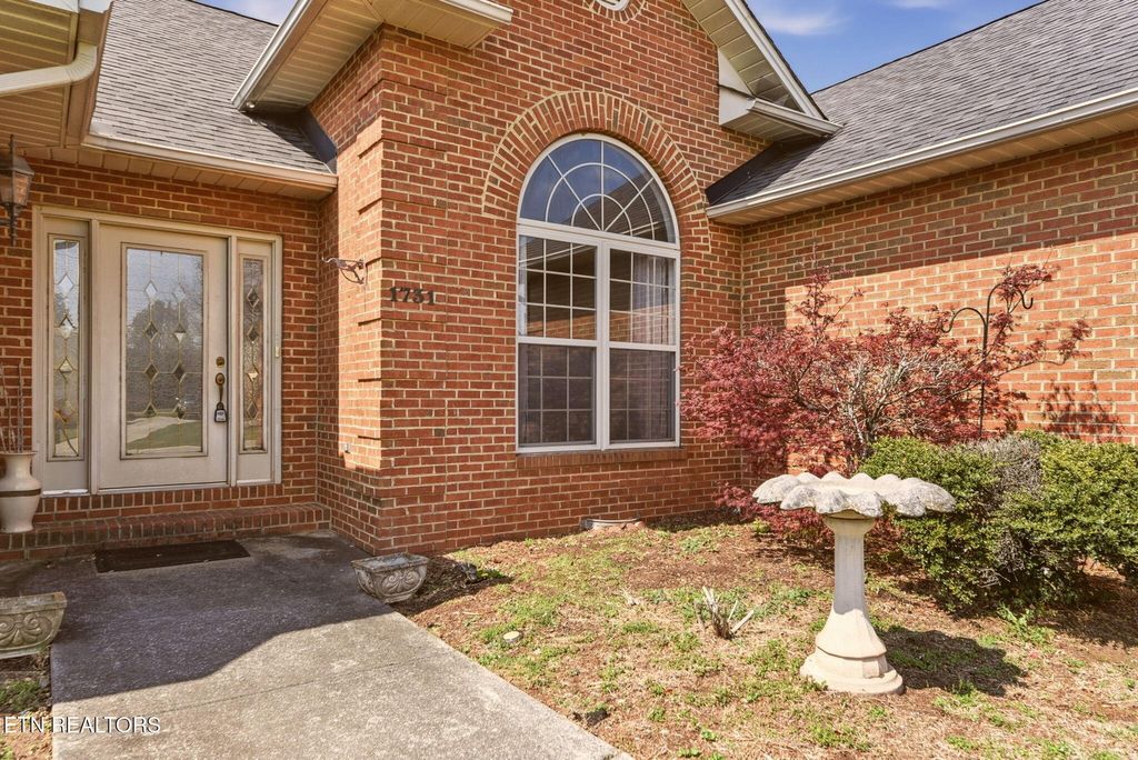 Photo of 1731 Hollister Drive, Alcoa, TN 37701 (MLS # 1334559)