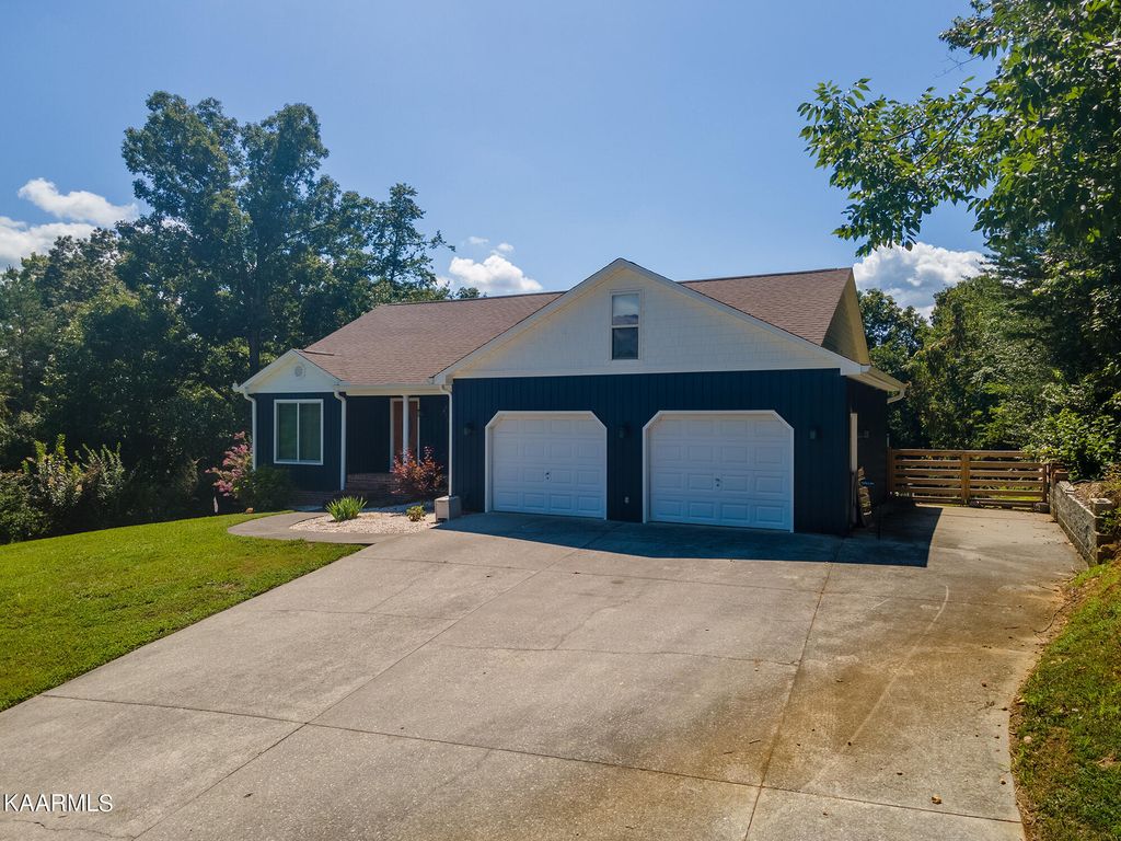 Photo of 711 Rio Drive, Friendsville, TN 37737 (MLS # 1234521)