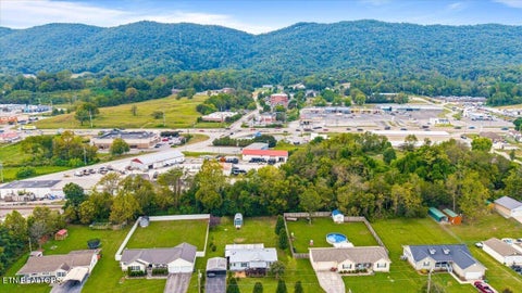 Tiny photo for 171 E Memorial Drive, Jacksboro, TN 37757 (MLS # 1356206)