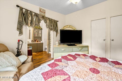 Tiny photo for 171 E Memorial Drive, Jacksboro, TN 37757 (MLS # 1356206)