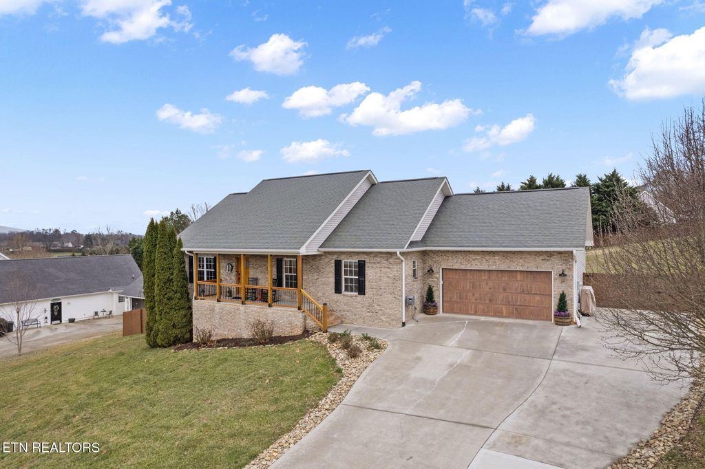 Photo of 5621 Evergreen Farms Lane, Greenback, TN 37742 (MLS # 1289401)