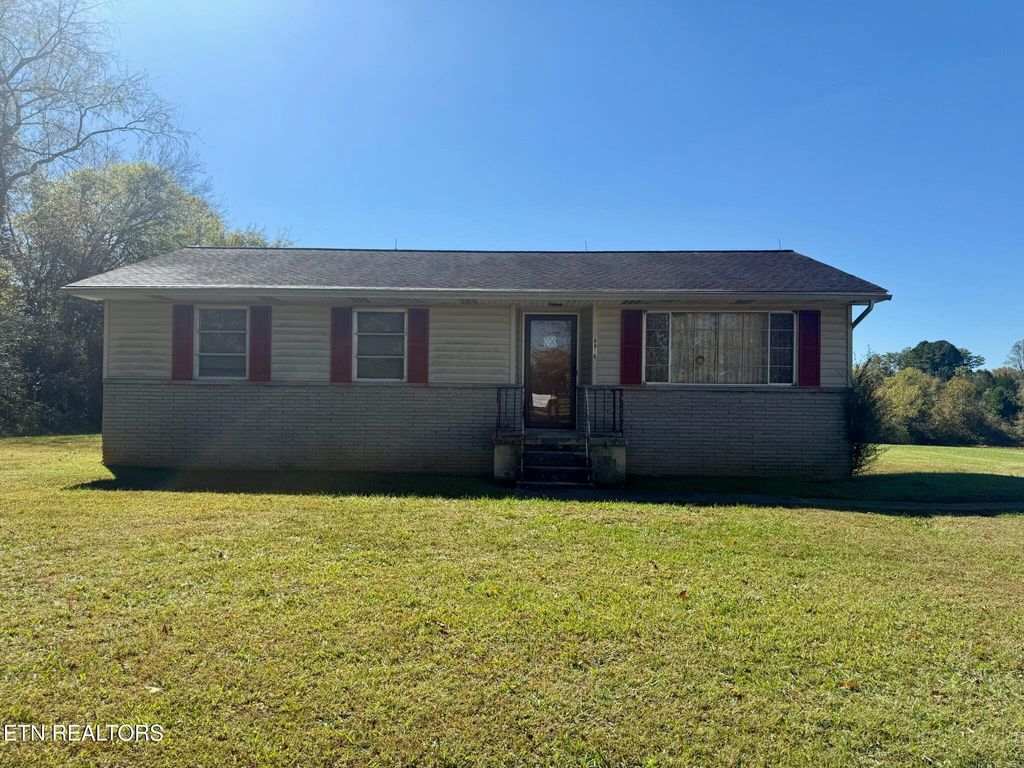 Photo of 8816 N Ruggles Ferry Pike, Strawberry Plains, TN 37871 (MLS # 1319322)
