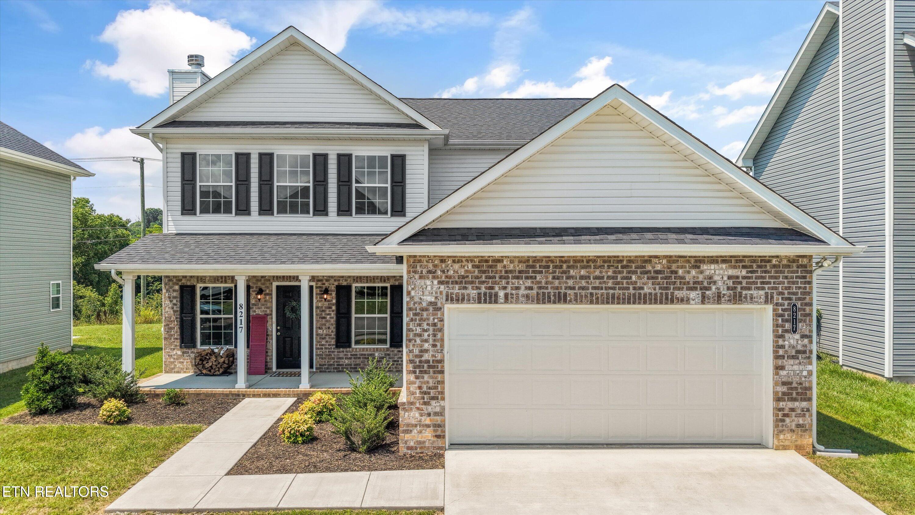 8217 Zenith Lane