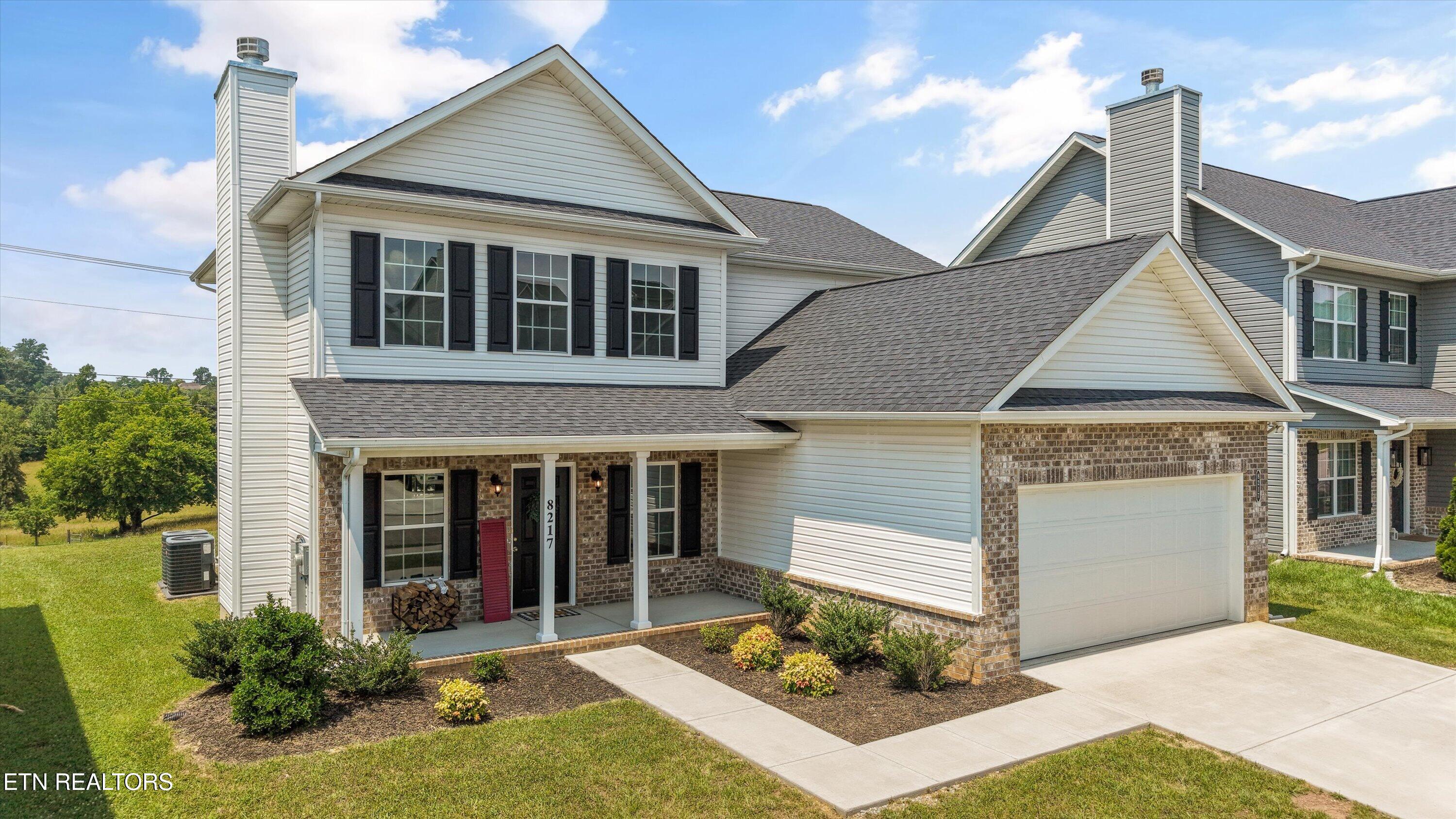 8217 Zenith Lane