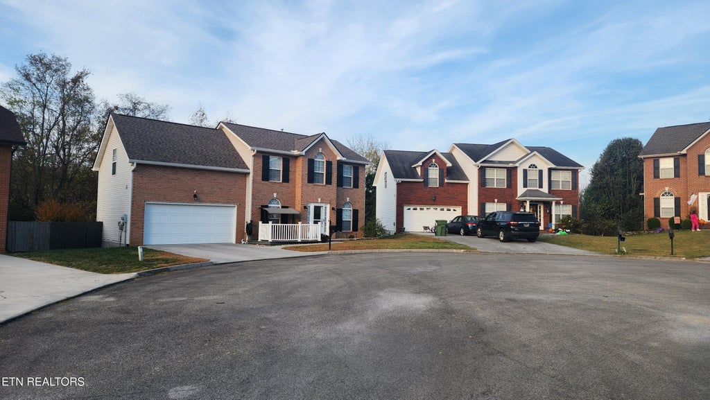 Photo of 2408 Sable Point Lane, Knoxville, TN 37924 (MLS # 1280859)