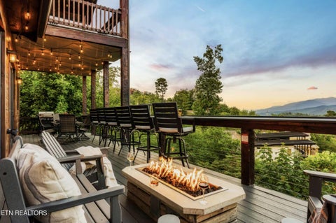Tiny photo for 1015 Twin Oaks Rd, Gatlinburg, TN 37738 (MLS # 1355001)