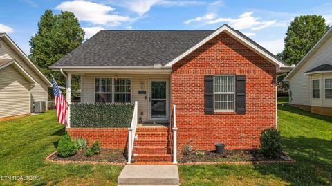 Photo of 1709 Watauga St, Sevierville, TN 37876 (MLS # 1337364)