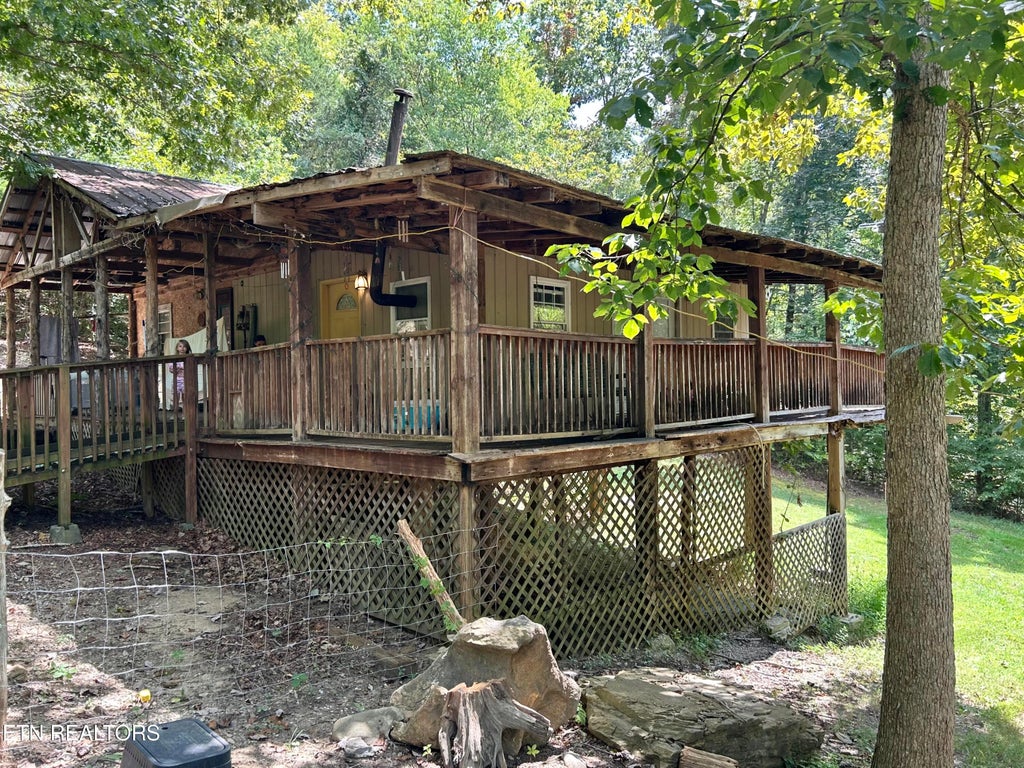 Photo of 2321 Highway 360, Vonore, TN 37885 (MLS # 1353916)