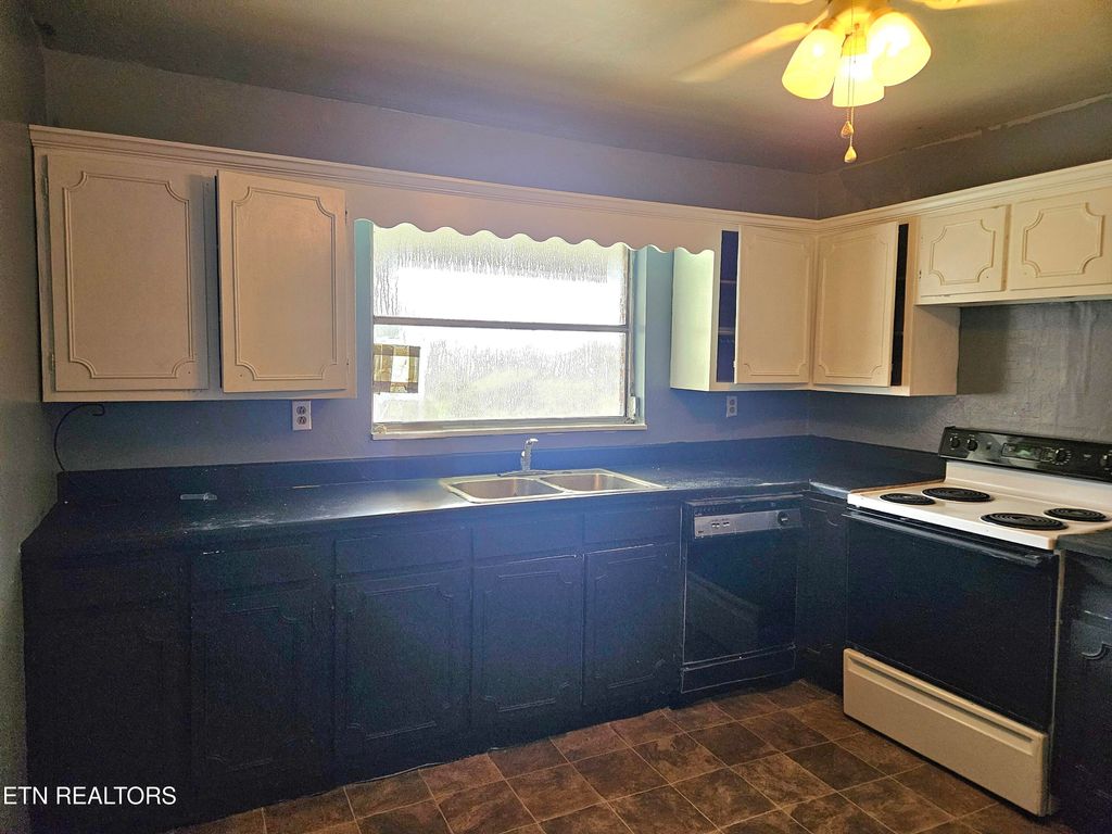 Photo of 6518 Maynardville Hwy. Hwy, Maynardville, TN 37807 (MLS # 1284080)