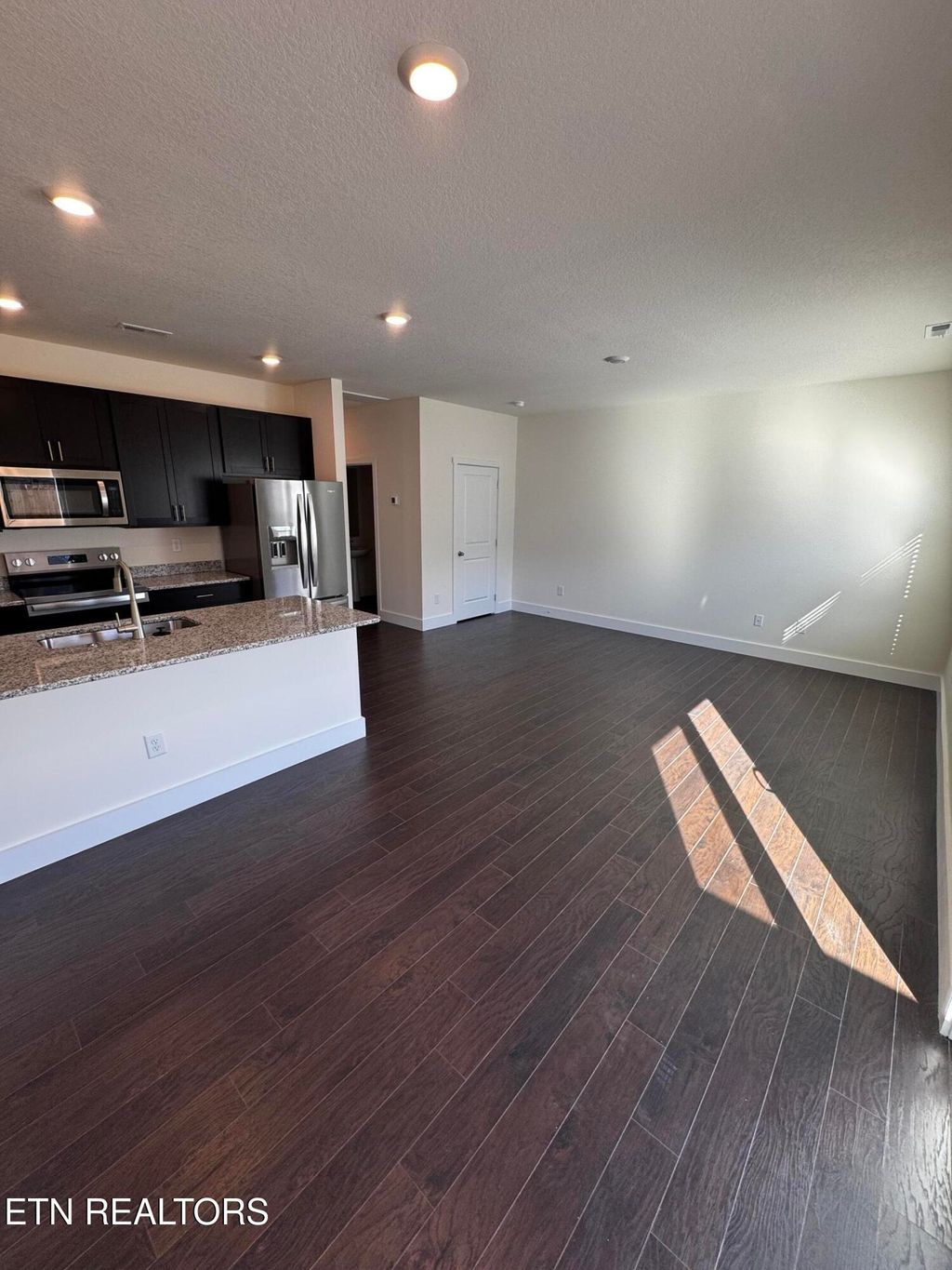 Photo of 3018 Bogart Lane, Knoxville, TN 37921 (MLS # 1329713)