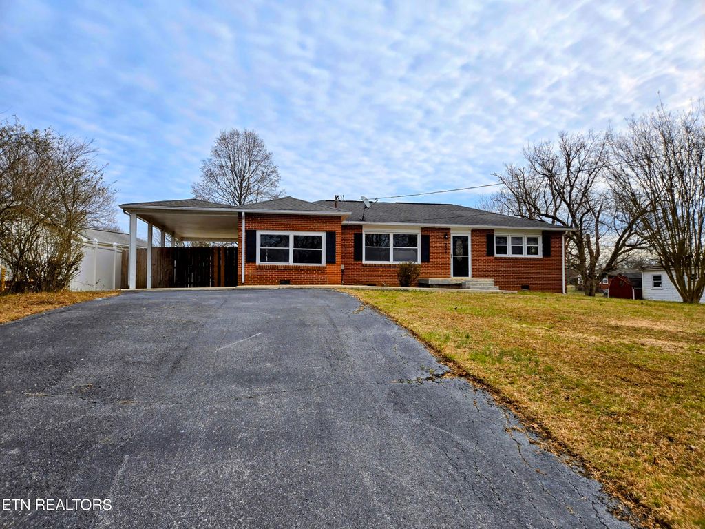 Photo of 205 Willowbrook Drive, Kingston, TN 37763 (MLS # 1290965)