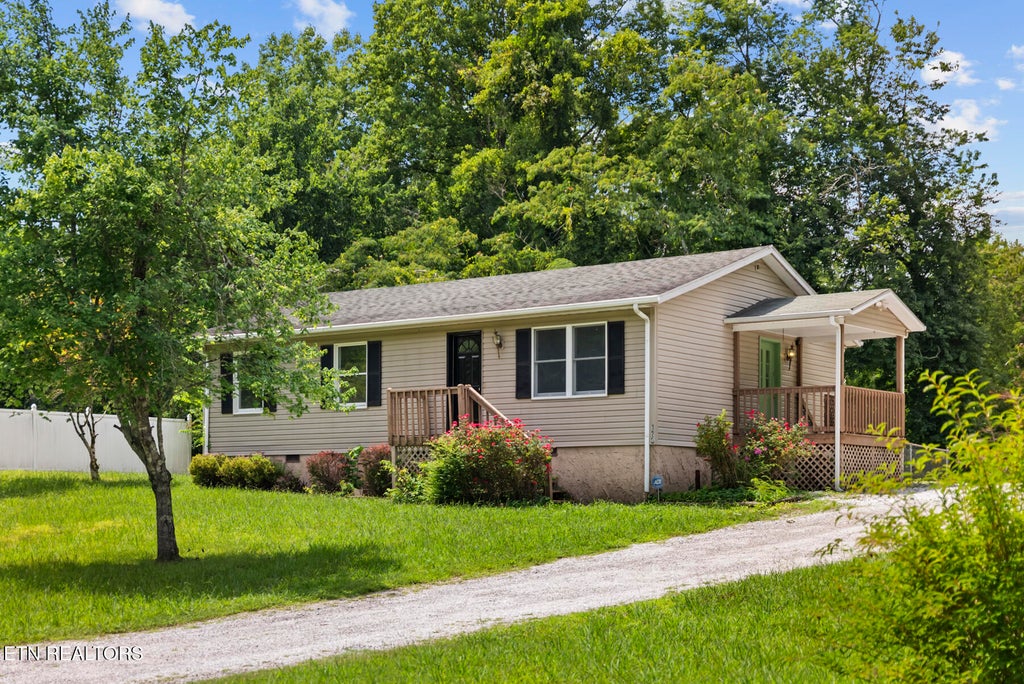 Photo of 123 Stevens Circle, Rockwood, TN 37854 (MLS # 1341820)