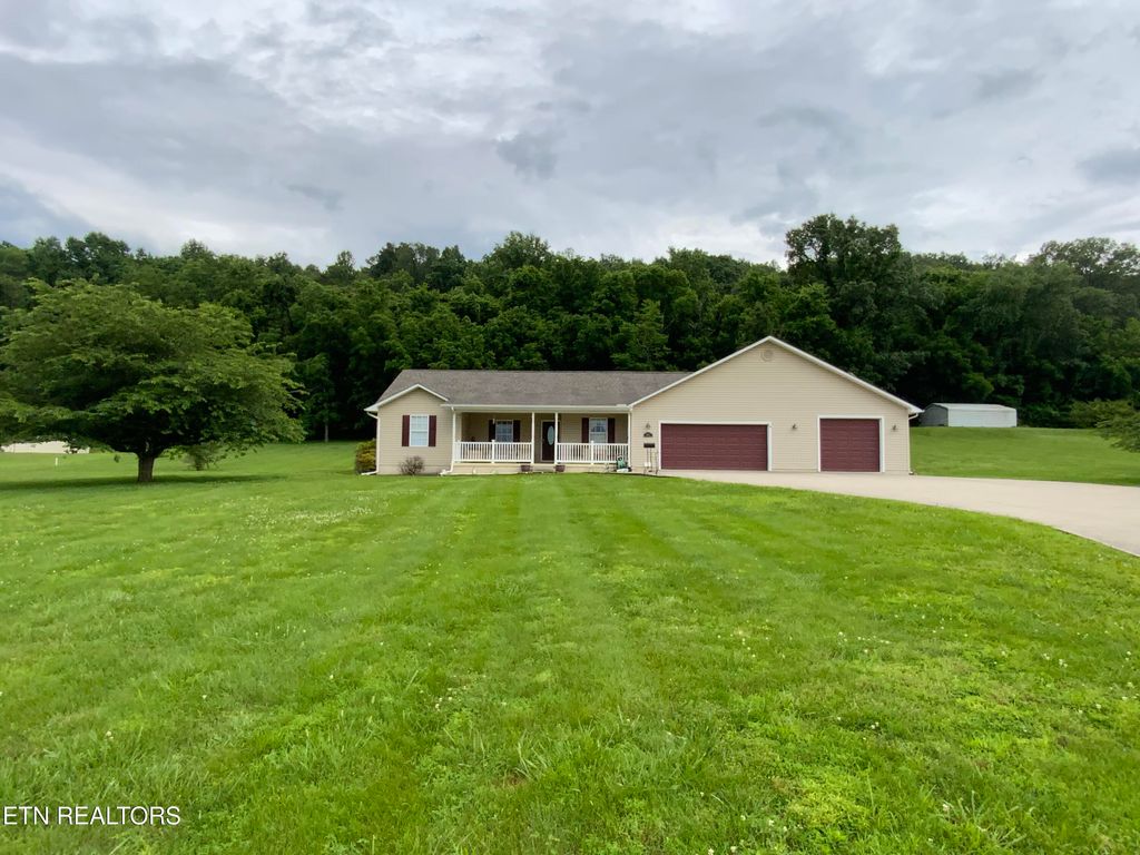Photo of 1761 River Rd, Kingston, TN 37763 (MLS # 1293931)