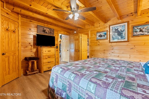 Tiny photo for 2068 Bear Haven Way, Sevierville, TN 37876 (MLS # 1349477)