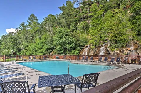 Tiny photo for 2068 Bear Haven Way, Sevierville, TN 37876 (MLS # 1349477)