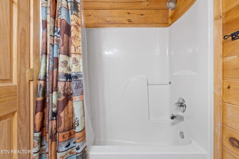 Tiny photo for 2068 Bear Haven Way, Sevierville, TN 37876 (MLS # 1349477)
