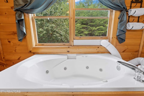 Tiny photo for 2068 Bear Haven Way, Sevierville, TN 37876 (MLS # 1349477)