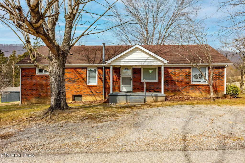Photo of 106 Butter &amp; Egg Rd RD, Jacksboro, TN 37757 (MLS # 1341031)