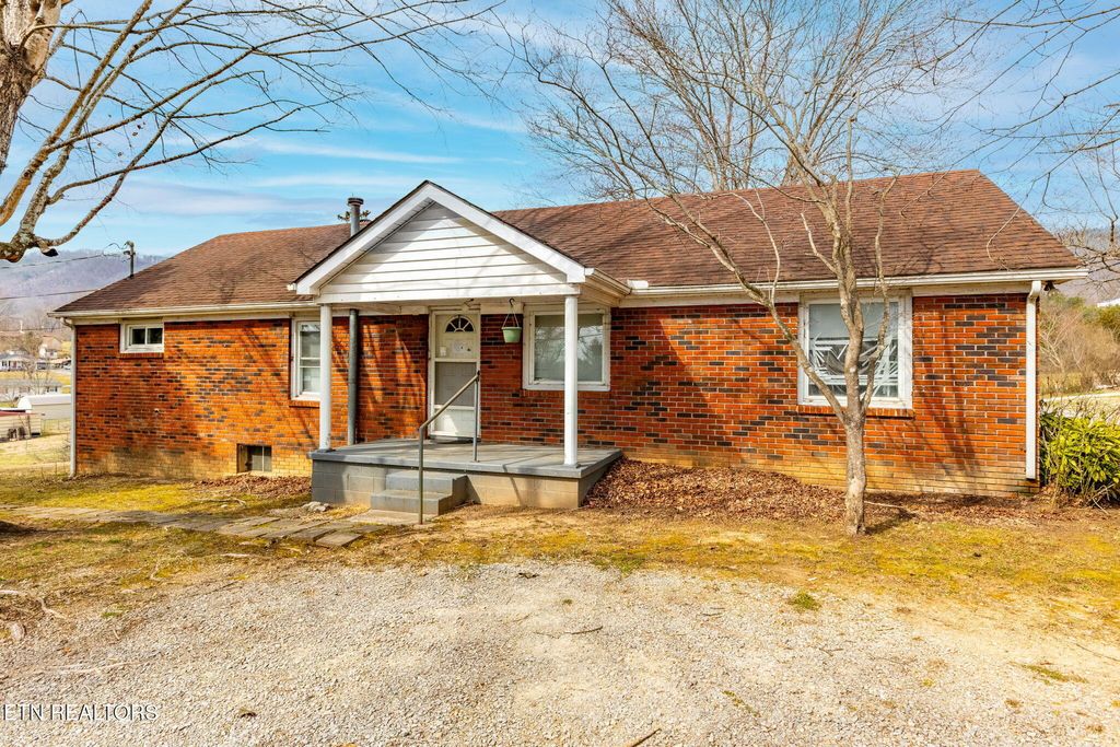 Photo of 106 Butter &amp; Egg Rd RD, Jacksboro, TN 37757 (MLS # 1341031)