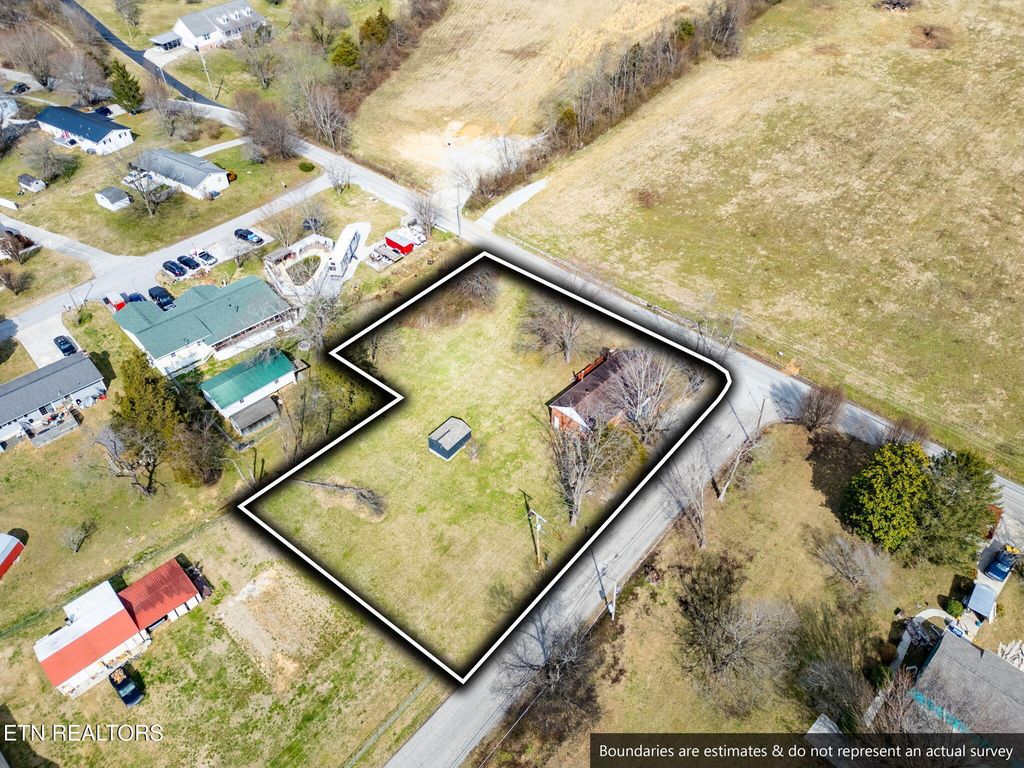 Photo of 106 Butter &amp; Egg Rd RD, Jacksboro, TN 37757 (MLS # 1341031)