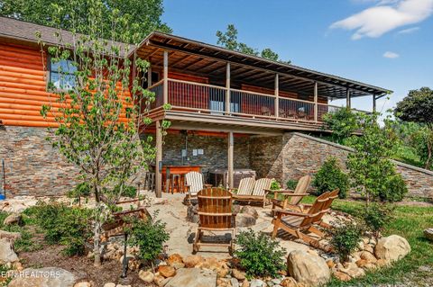 Photo of 1445 Clabo Hollow Rd, Sevierville, TN 37876 (MLS # 1331287)